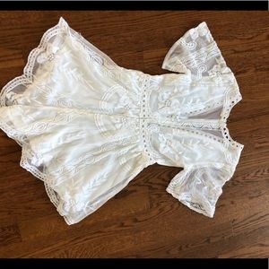 Seek lace romper